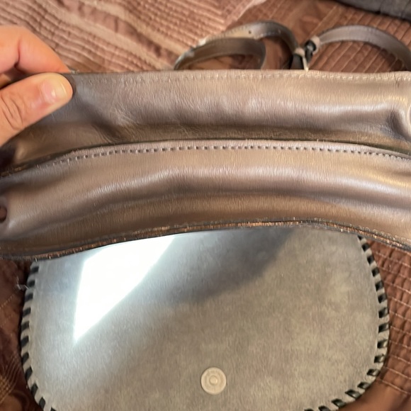 Patricia Nash Saddle Bag Taupe/Putty Tooled Leather w braided black leather trim - Picture 4 of 9